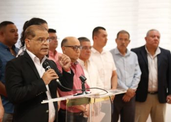 Óscar Ortiz: El gobierno tomó la vía más fácil que es el endeudamiento. Ha roto récord al pedir $2 mil millones en 5 meses