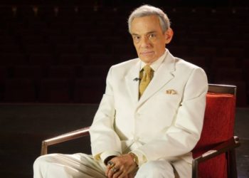 (VIDEO) Médium asegura haber hecho contacto con el espíritu de José José y desmentira a Sarita