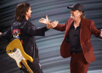 (VIDEO) Juanes recibe una sorpresa en los Latin Grammy por parte de Metallica