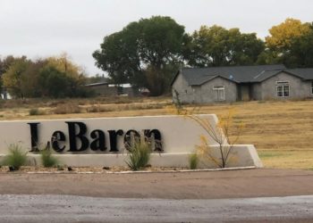 Integrantes de familia Lebarón se van de México para vivir en EE.UU.