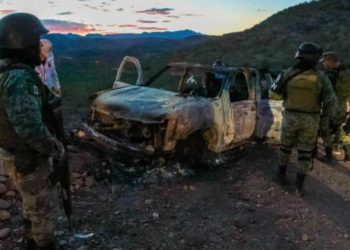 Julián LeBarón rechazó la teoría del fuego cruzado y reveló cómo murieron sus familiares