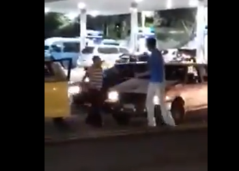 (VIDEO) En un acto de intolerancia dos hombres se agreden con machete en San Miguel