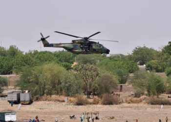 Al menos 13 militares franceses murieron al chocar dos helicópteros durante operación antiterrorismo en Mali