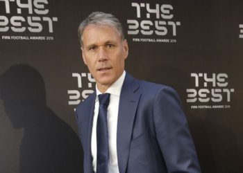 Suspenden a Marco van Basten de programa por proclama nazi