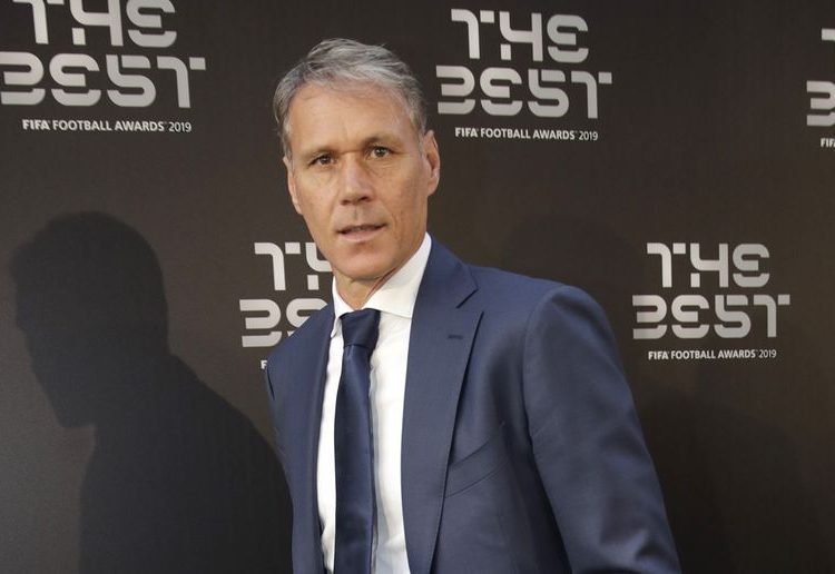 Suspenden a Marco van Basten de programa por proclama nazi