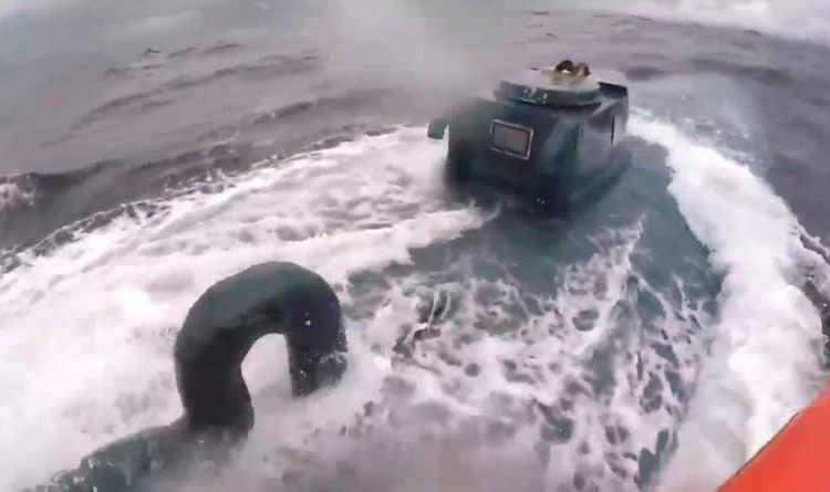 Interceptan en España el primer narcosubmarino de Europa con 3.000 kilos de cocaína
