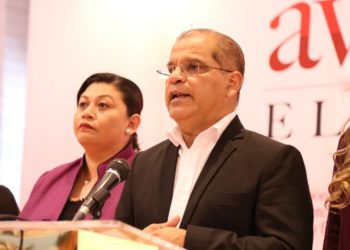 Oscar Ortiz considera «ridículo» que se niegue información sobre viajes de Osiris Luna