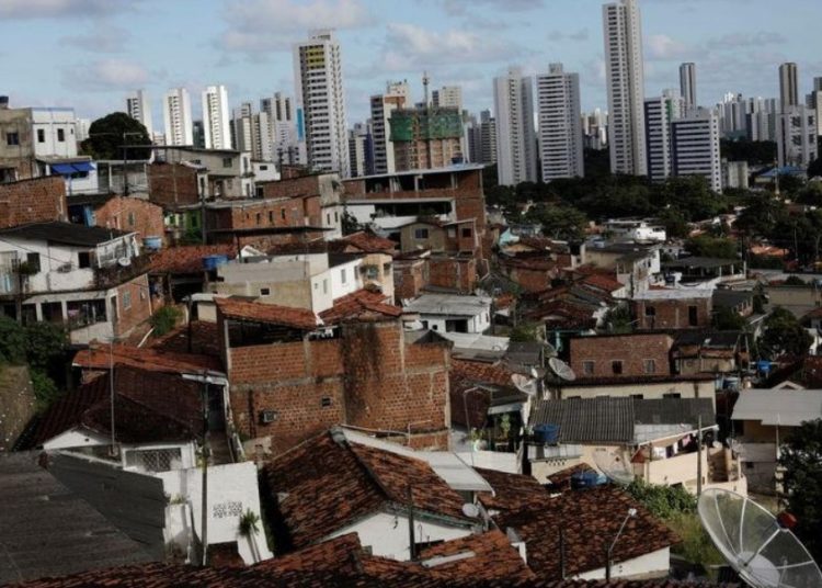 Según Cepal al finalizar el 2019 unos seis millones de latinoamericanos habrán caído en la pobreza extrema