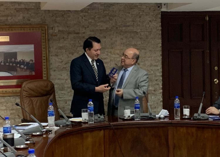 Presidentes de Asamblea Legislativa y CSJ acuerdan trabajar para llevar la justicia «hasta el último rincón del país»