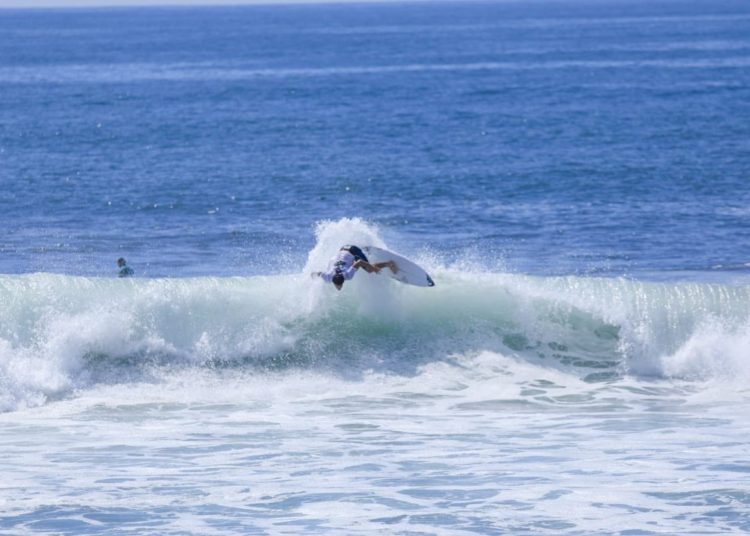Hoy inicia el Latinoamericano de Surf en playa el Tunco