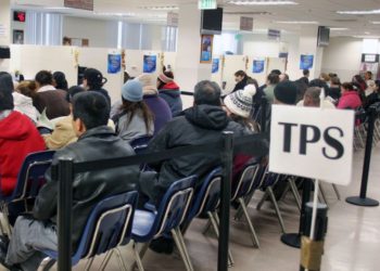 EE.UU. extiende el TPS para más de 300.000 personas de seis países