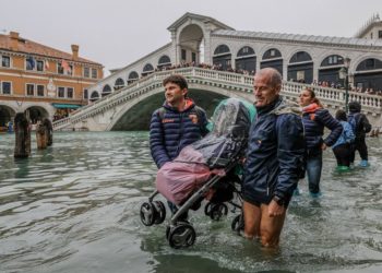 (VIDEO) Emergencia en Venecia por histórica marea alta