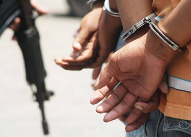 Detienen en flagrancia a sujetos que mataron a un pandillero en Ahuachapán