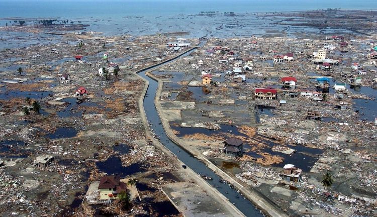 “Todavía tengo miedo”: Asia recuerda el tsunami que mató a 230.000 personas