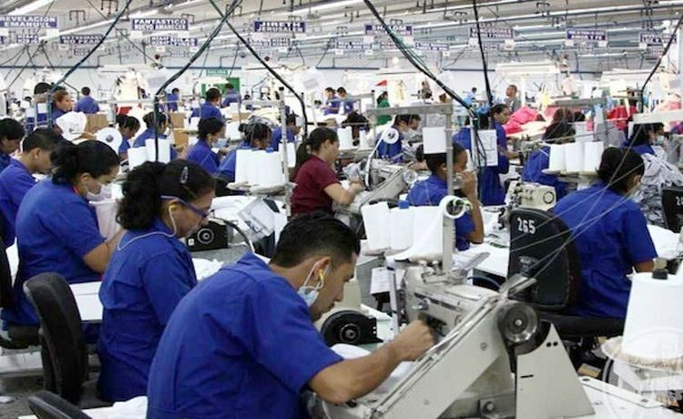 FMLN pide que el nuevo salario mínimo no sea menor a $400