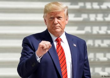 Donald Trump dice que el «impeachment» ha disparado su popularidad