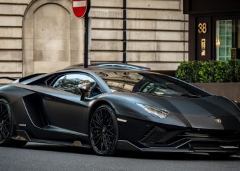 VIDEO: Padre e hijo imprimen en 3D un Lamborghini y se llevan una sorpresa para Navidad