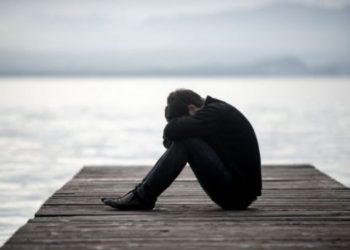 Encuentra muertas a sus dos hijas y poco después su mujer se suicida arrojándose contra un camión