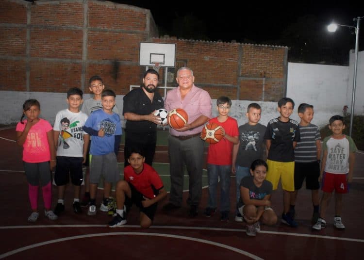 Alcalde de Sonzacate apuesta por una política deportiva integral para todos
