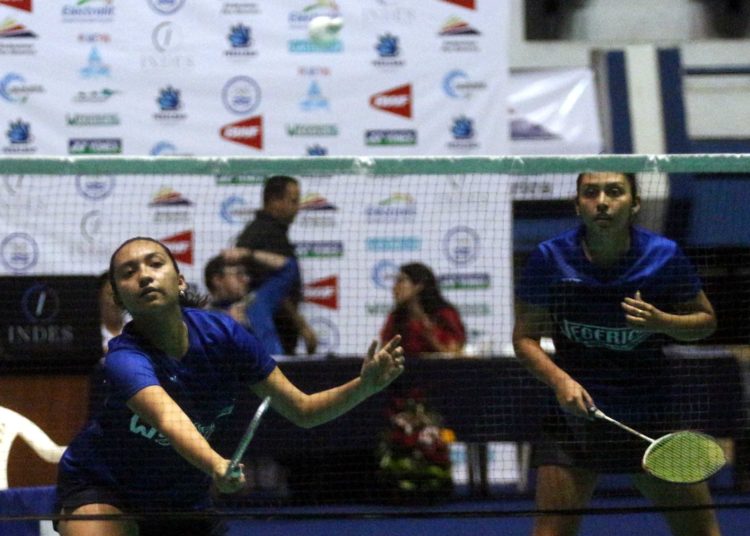 El Salvador asegura cuatro medalla al avanzar a semifinales del internacional de Bádminton