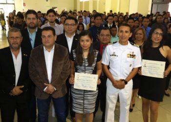Gobierno gradúa a 280 jóvenes becarios en diferentes carreras técnicas
