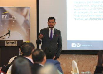 Ministro de Hacienda expone detalles sobre la Facturación Electrónica en el país
