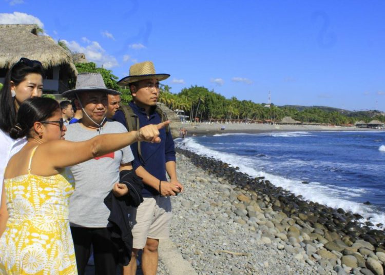 Delegación de China elaborará diseño para nuevo muelle del Puerto de La Libertad