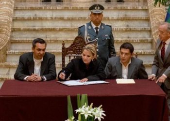 El Gobierno de Bolivia indemnizará a las familias de los muertos en las protestas