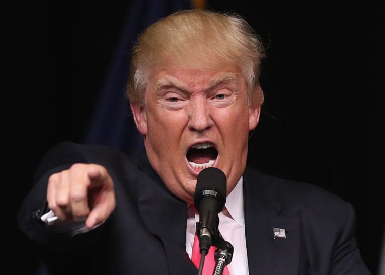 Votación de cargos contra Donald Trump aplazada para este viernes