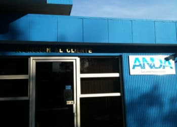 Reinstalan a empleado de ANDA despedido por apoyar campaña de presidente Bukele