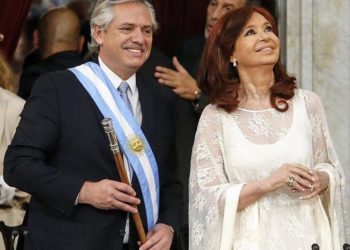 Alberto Fernández al asumir como presidente de Argentina llama a «derribar muros del odio»