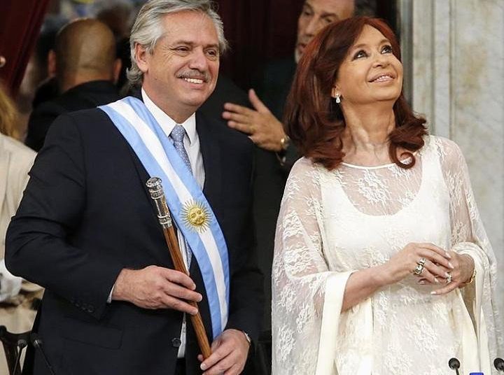 Alberto Fernández al asumir como presidente de Argentina llama a «derribar muros del odio»
