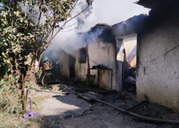 Incendio estructural daña vivienda en el municipio de Apopa