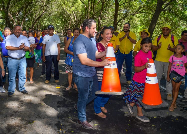 Gobierno invierte $8.2 millones en pavimentación de carretera de San Marcos Lempa