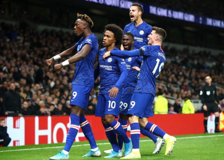 Chelsea vence al Tottenham en la lucha por el cuarto puesto de la liga de Inglaterra