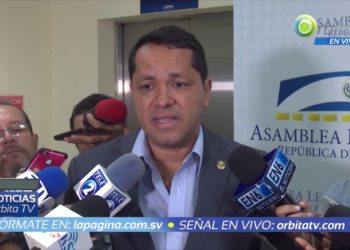 Diputado Lorenzo Rivas señala de «irresponsables» a empresarios del transporte público