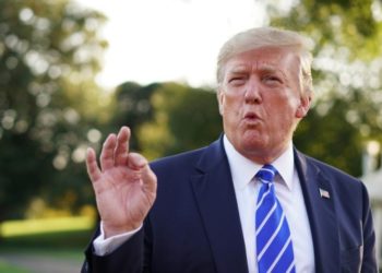 Donald Trump califica de “cacería de brujas” el juicio político en su contra