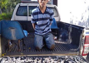 PNC sorprende a sujeto que llevaba 272 porciones de marihuana en La Libertad