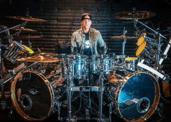 (VIDEO) Baterista de Evanescence critica a los que quemaron su batería en KnotFest México