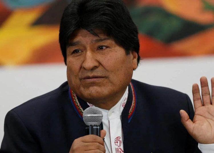 La presidenta de Bolivia anunció una inminente orden de aprehensión contra Evo Morales