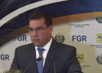 Fiscal Raúl Melara firma convenio de cooperación con la CICIESpara la FGR