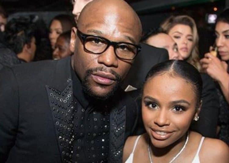 Floyd Mayweather presumió en las redes sociales del lujoso regalo de Navidad que le hizo a su hija adolescente