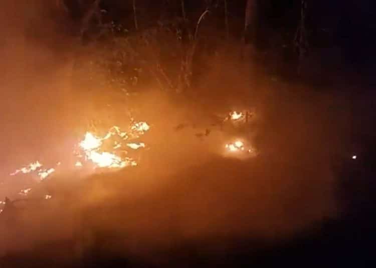 Bomberos sofocan incendio en Ciudad Arce