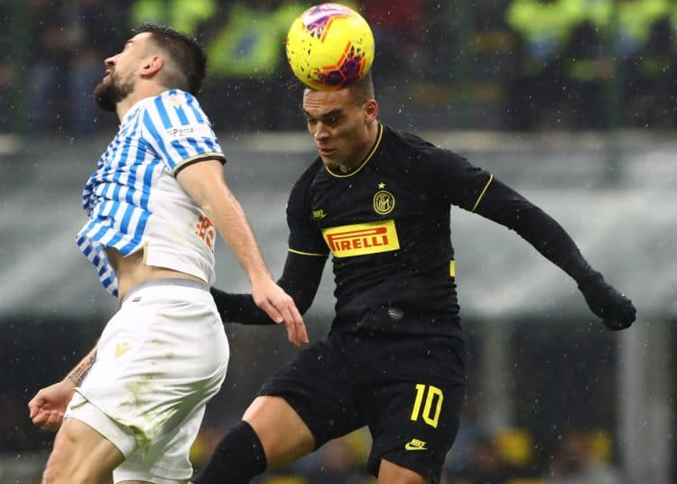Con dos goles de Lautaro Martínez, el Inter derrotó al SPAL y es líder del Calcio