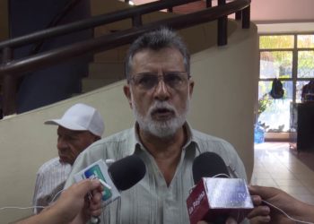 Jorge Schafik menciona que se debe demostrar culpabilidad de Mauricio Funes por corrupción