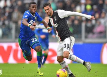 La Juventus empató con el Sassuolo y perdió el liderato