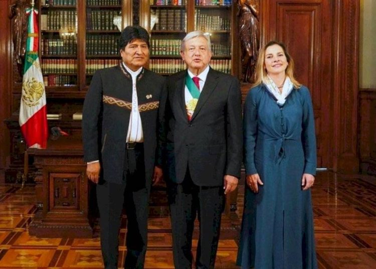 López Obrador, sobre su despedida a Evo Morales: «Le dije que no queremos dictaduras militares»