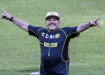 Maradona gana demanda a Dolce&Gabbana y deberá indemnizarlo 70 mil euros