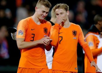 De Jong abre la puerta del Barcelona a su amigo De Ligt