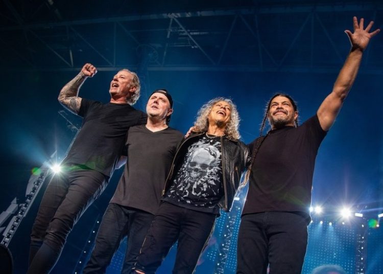 Metallica figura entre los 10 artistas mejores pagados de 2019